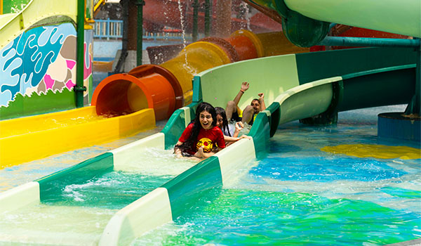 Experience-Rainy-Season-at Aquamagicaa -surat