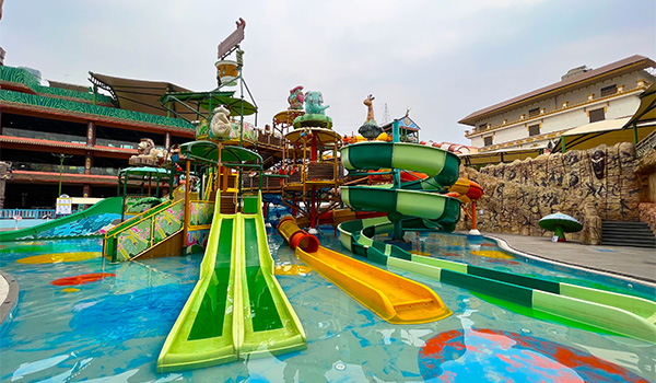 Spend-the-weekend-at-Aquaimagicaa-Surat-Water-Park